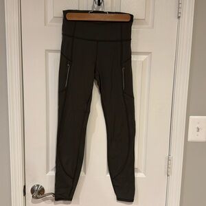 Athleta Rainer Tight size XS color green